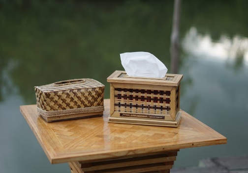 Tempat Tisu Bambu